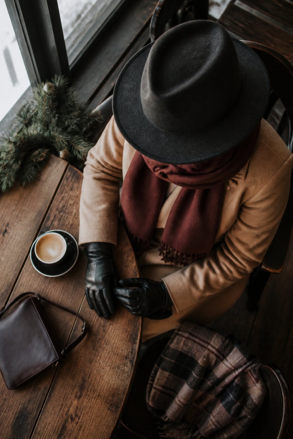 12 Classy Winter Outfit Ideas for Cold-Weather Style in 2026 16 section-16-0b8ca9f5-a2cc-40e7-8c3b-79bd37cc5d35